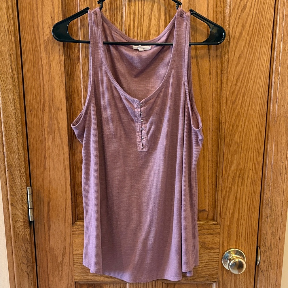 Ribbed Knit Mauve Henley Tank Top